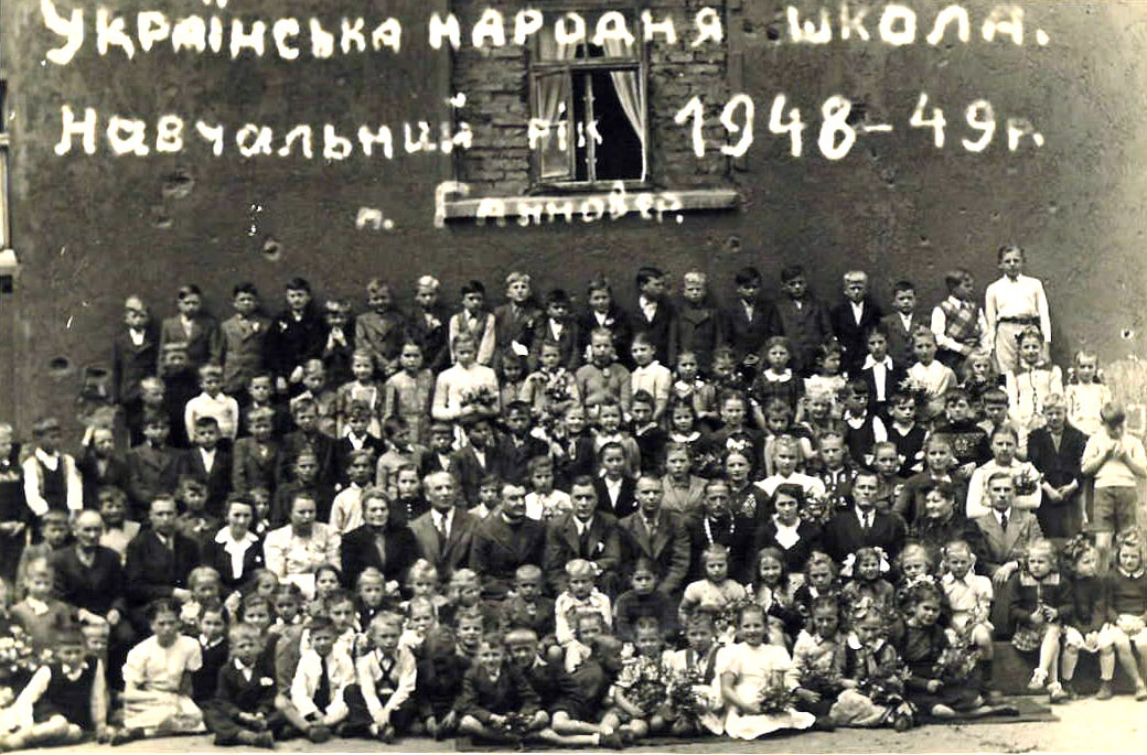 Ukrainian school group photo